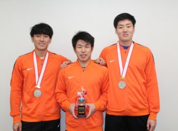 広川選手、久保選手、中村選手の写真