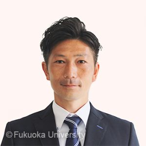 村山　仁允